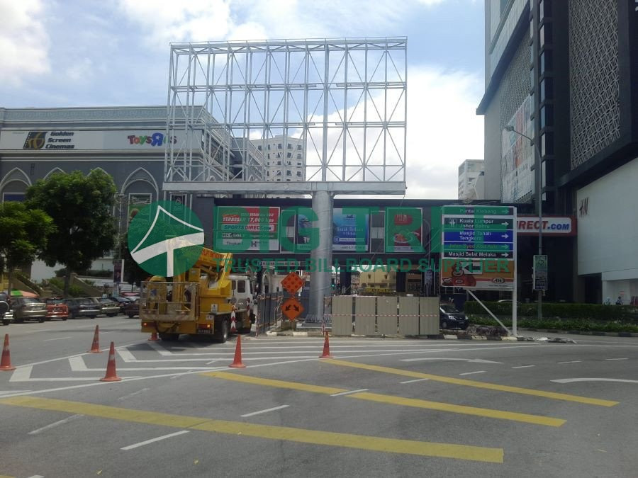Billboard Case unipole billboard malaysia