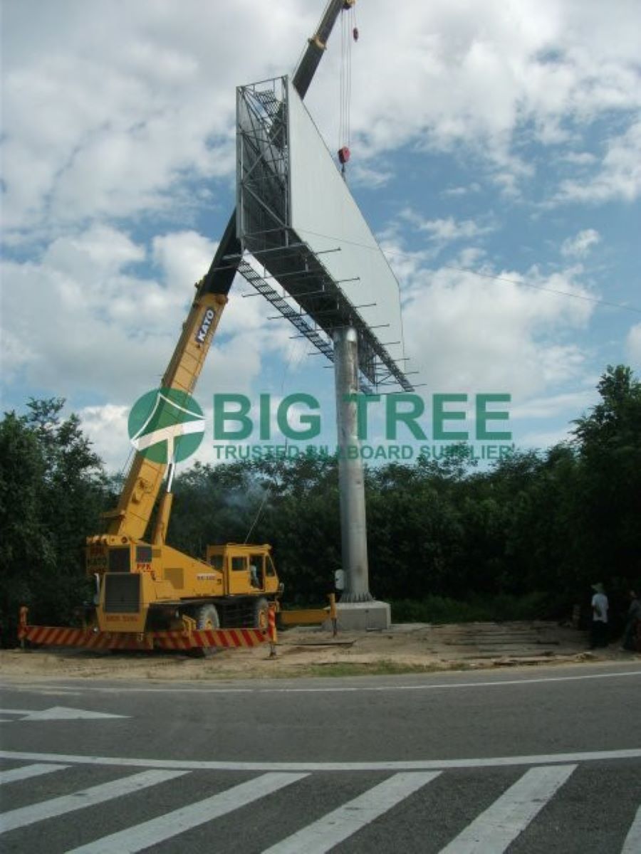 Billboard Case unipole billboard malaysia